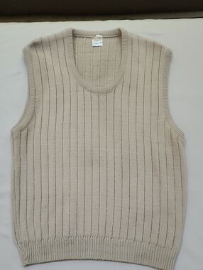 Men's Ribbed Knit Vest in Light Beige